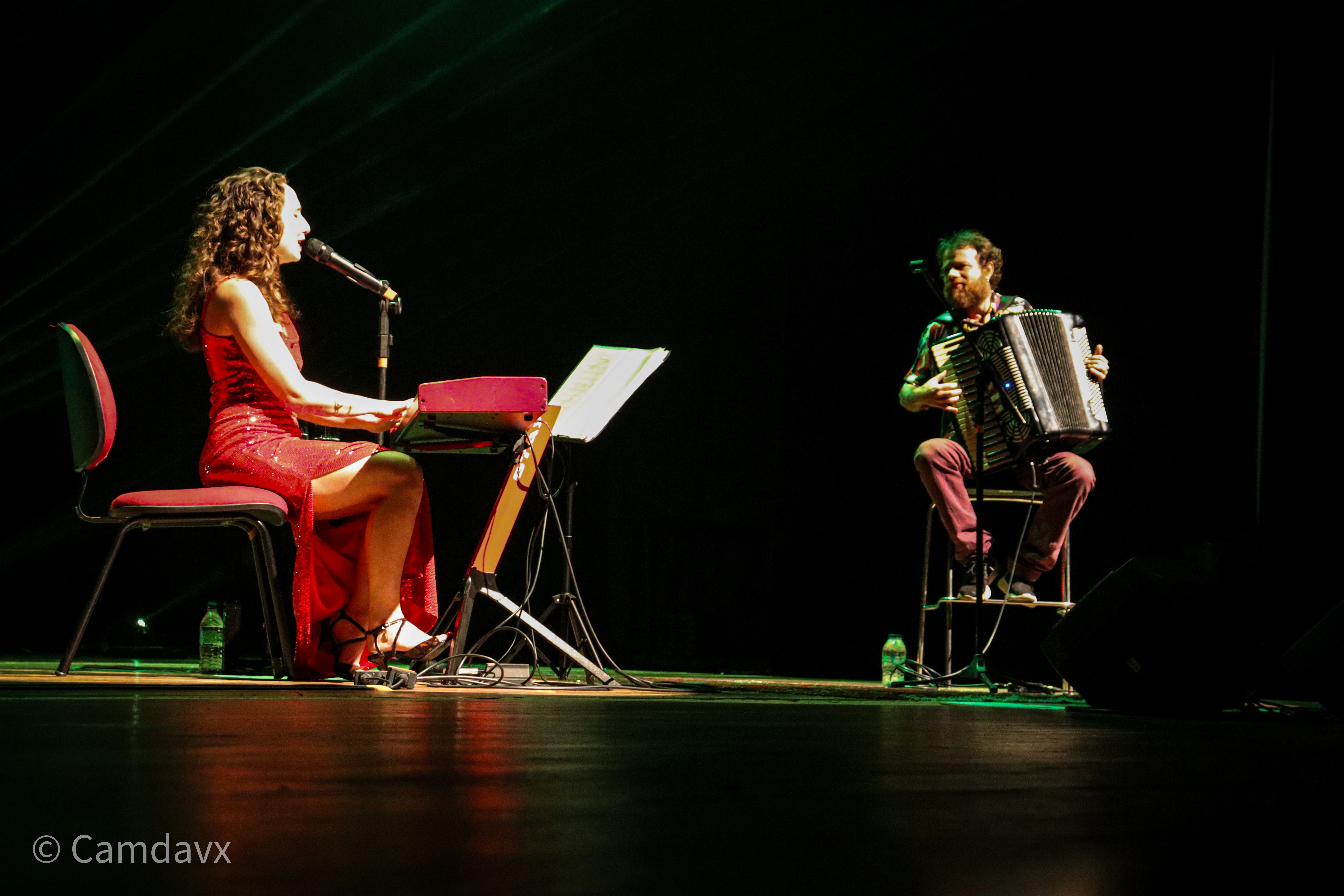 Julie Wein no palco